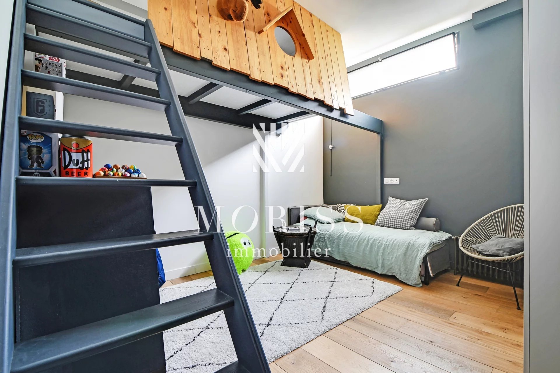 Appartement a vendre  - 5 pièce(s) - 177 m2 - Surfyn