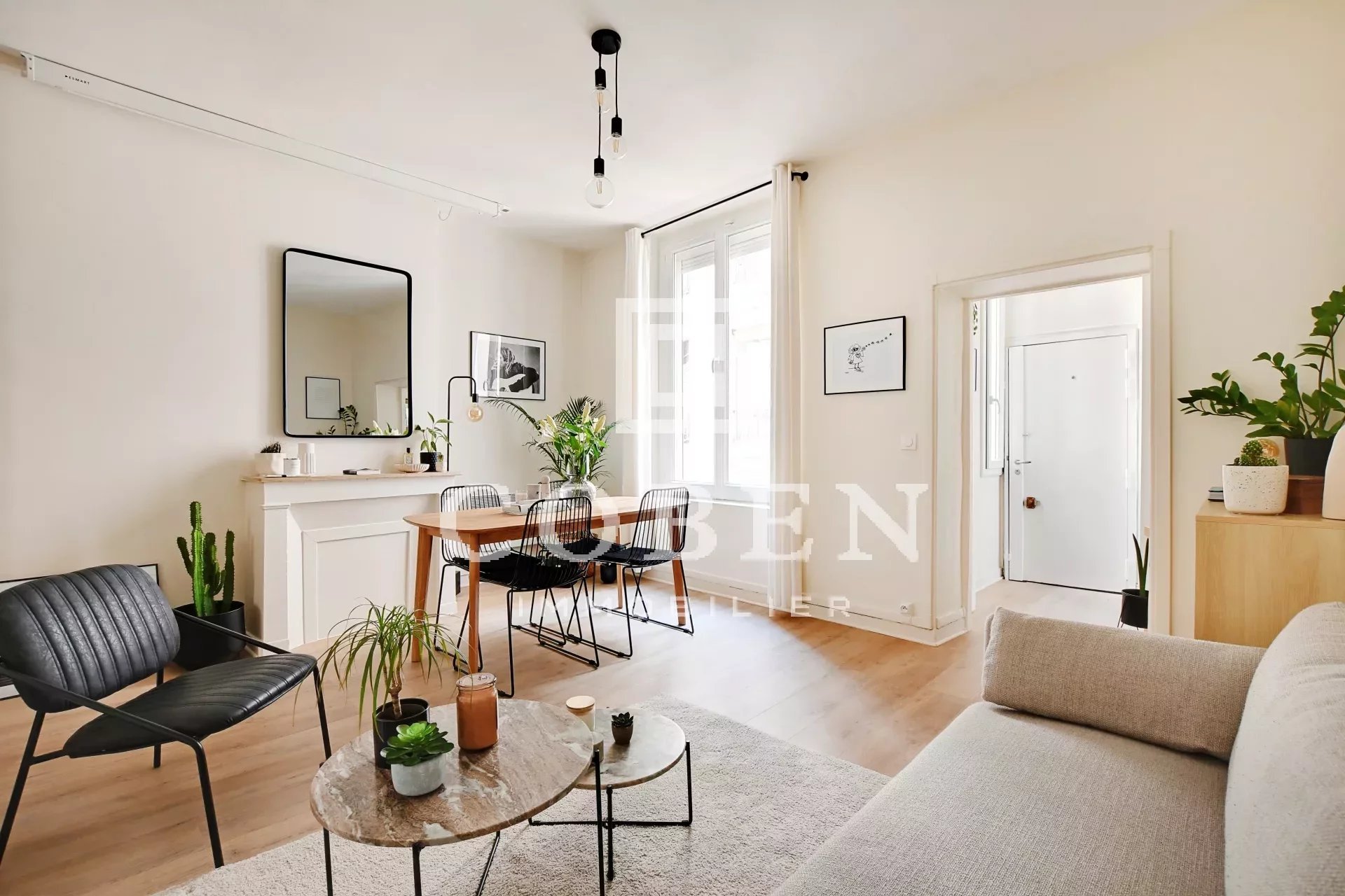 Appartement 2 pièce(s) 39 m²à vendre Paris-1er-arrondissement