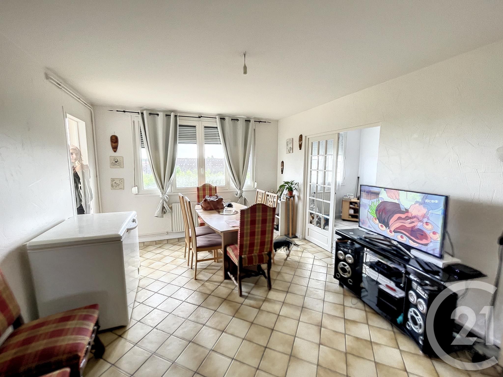 Appartement 4 pièces 71 m² Cheny