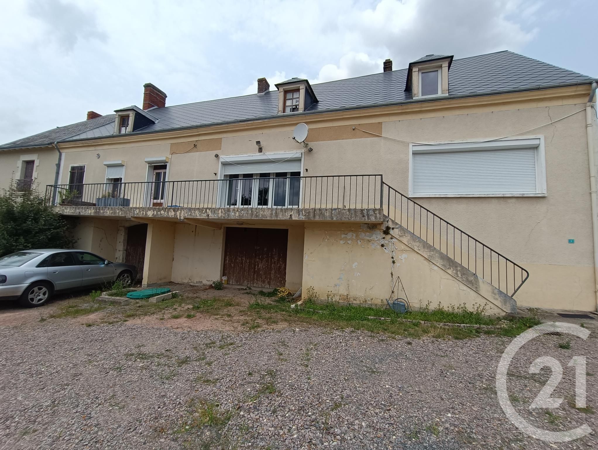 Maison 4 pièces 227 m² Verneuil-sur-Igneraie