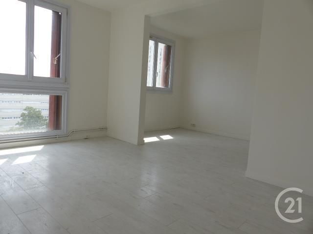 Appartement a louer villeneuve-la-garenne - 3 pièce(s) - 71.05 m2 - Surfyn
