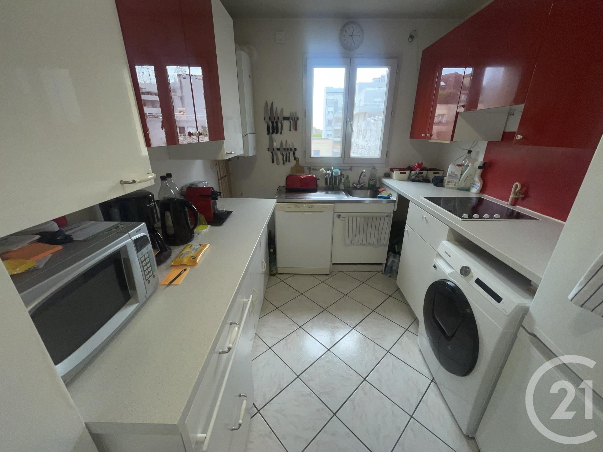 Appartement a louer villeneuve-la-garenne - 4 pièce(s) - 79 m2 - Surfyn