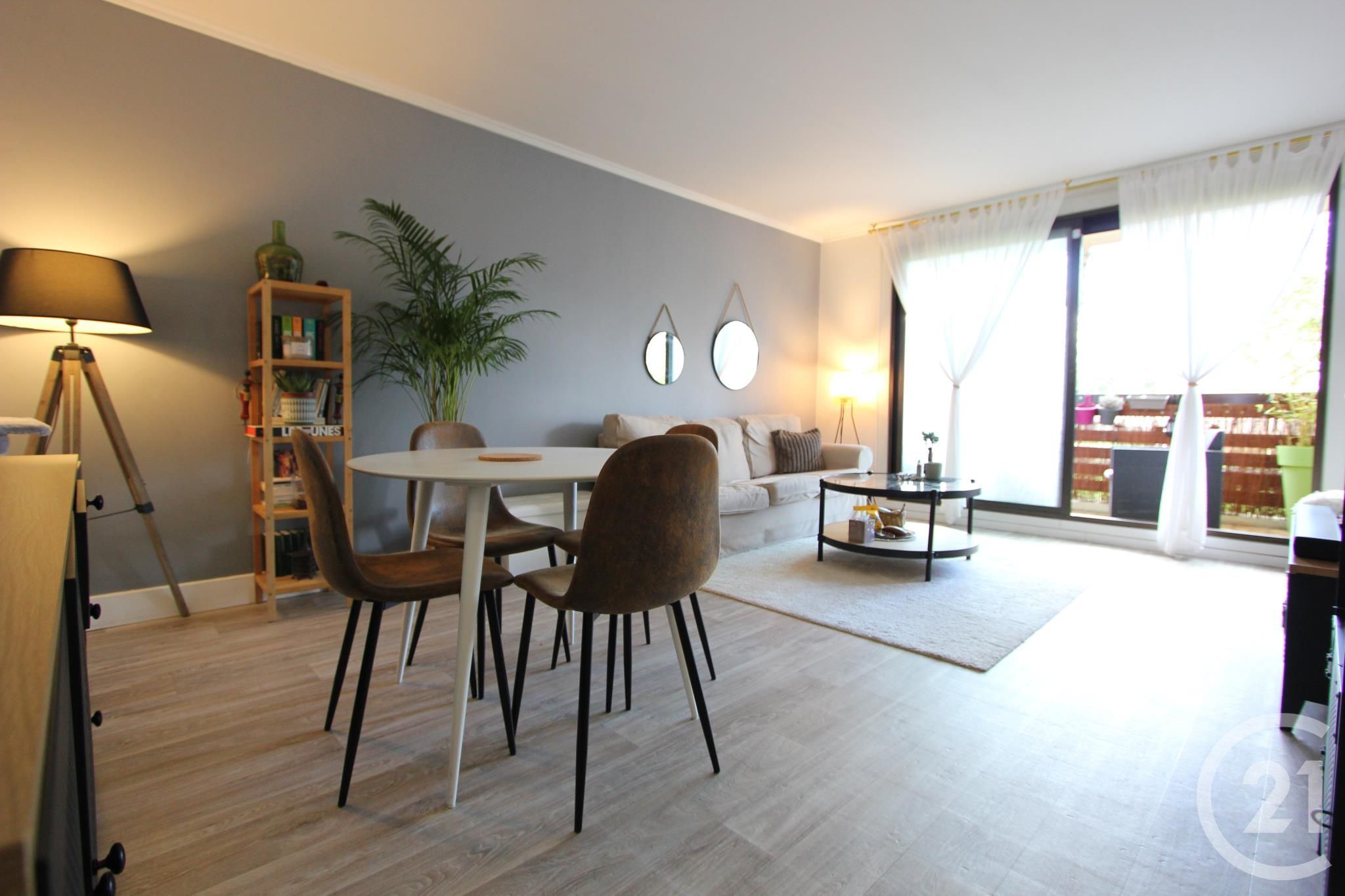 Appartement 3 pièces 68 m² Saint-Michel-sur-Orge