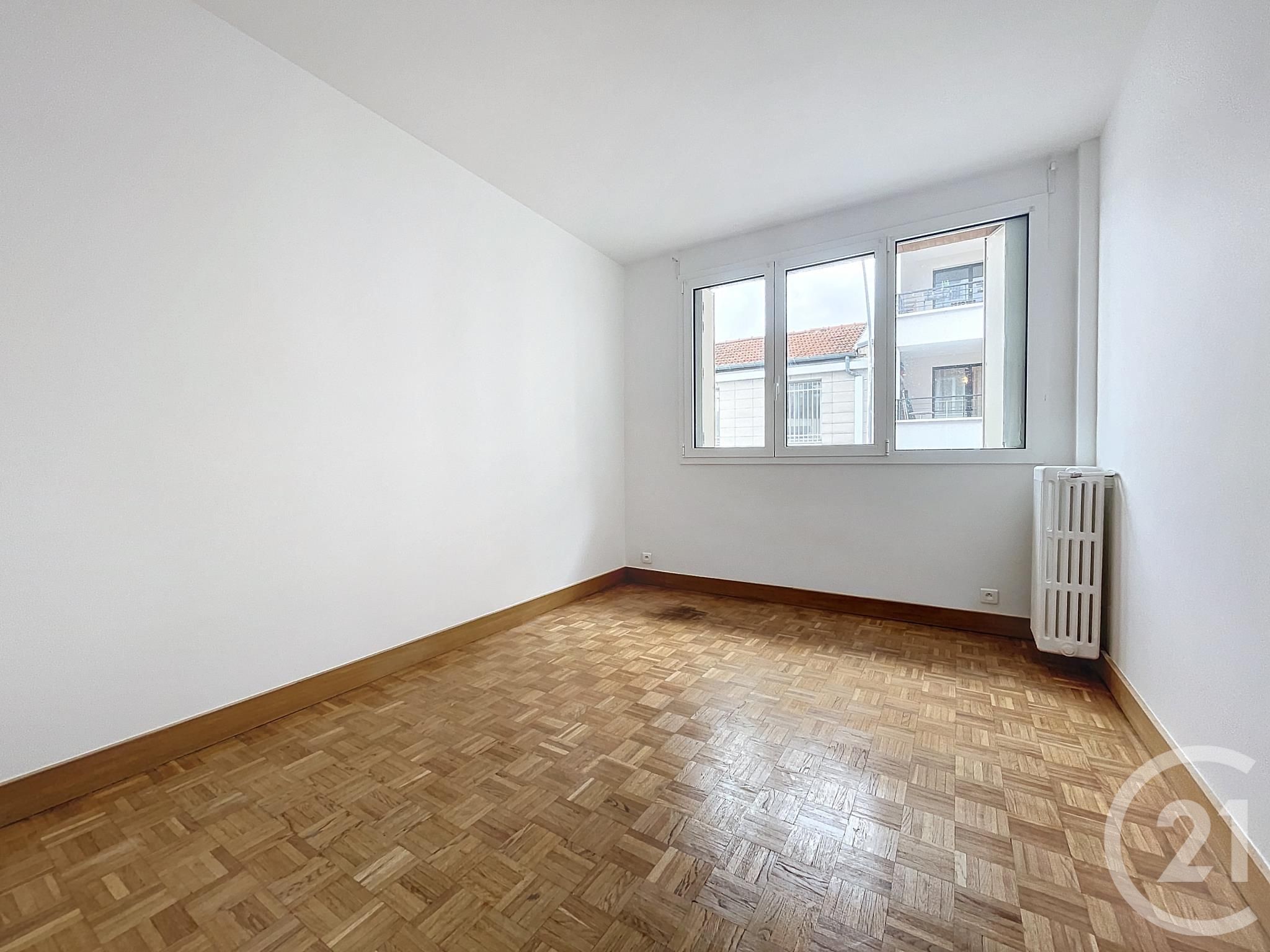 Appartement a louer  - 4 pièce(s) - 82.34 m2 - Surfyn