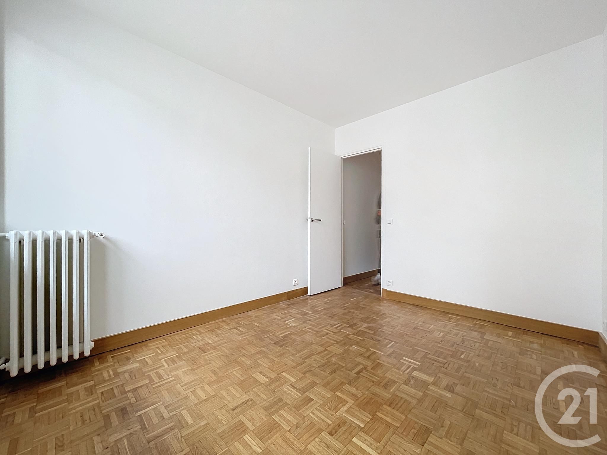 Appartement a louer montrouge - 4 pièce(s) - 82.34 m2 - Surfyn