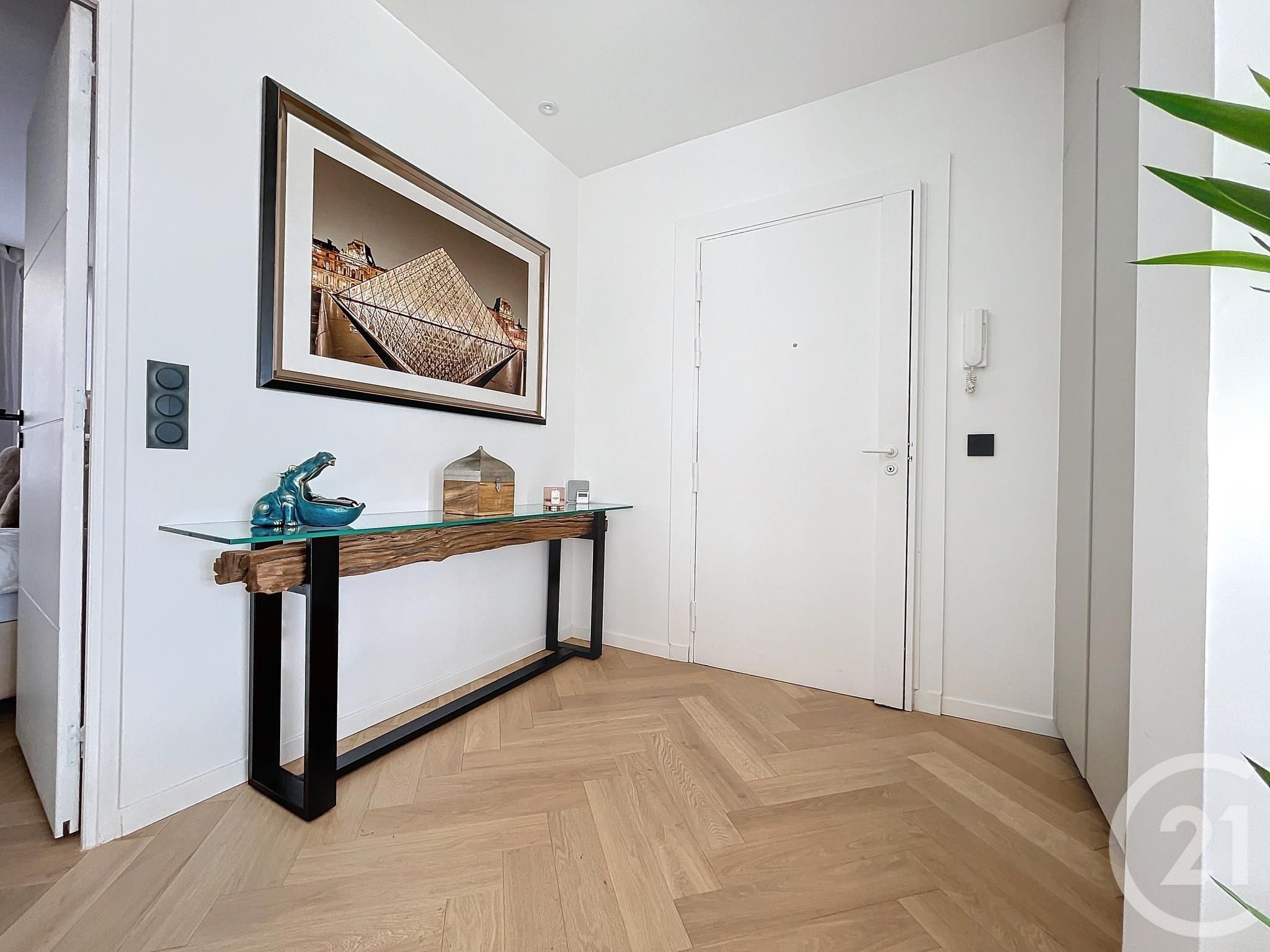Appartement a vendre  - 4 pièce(s) - 124.41 m2 - Surfyn