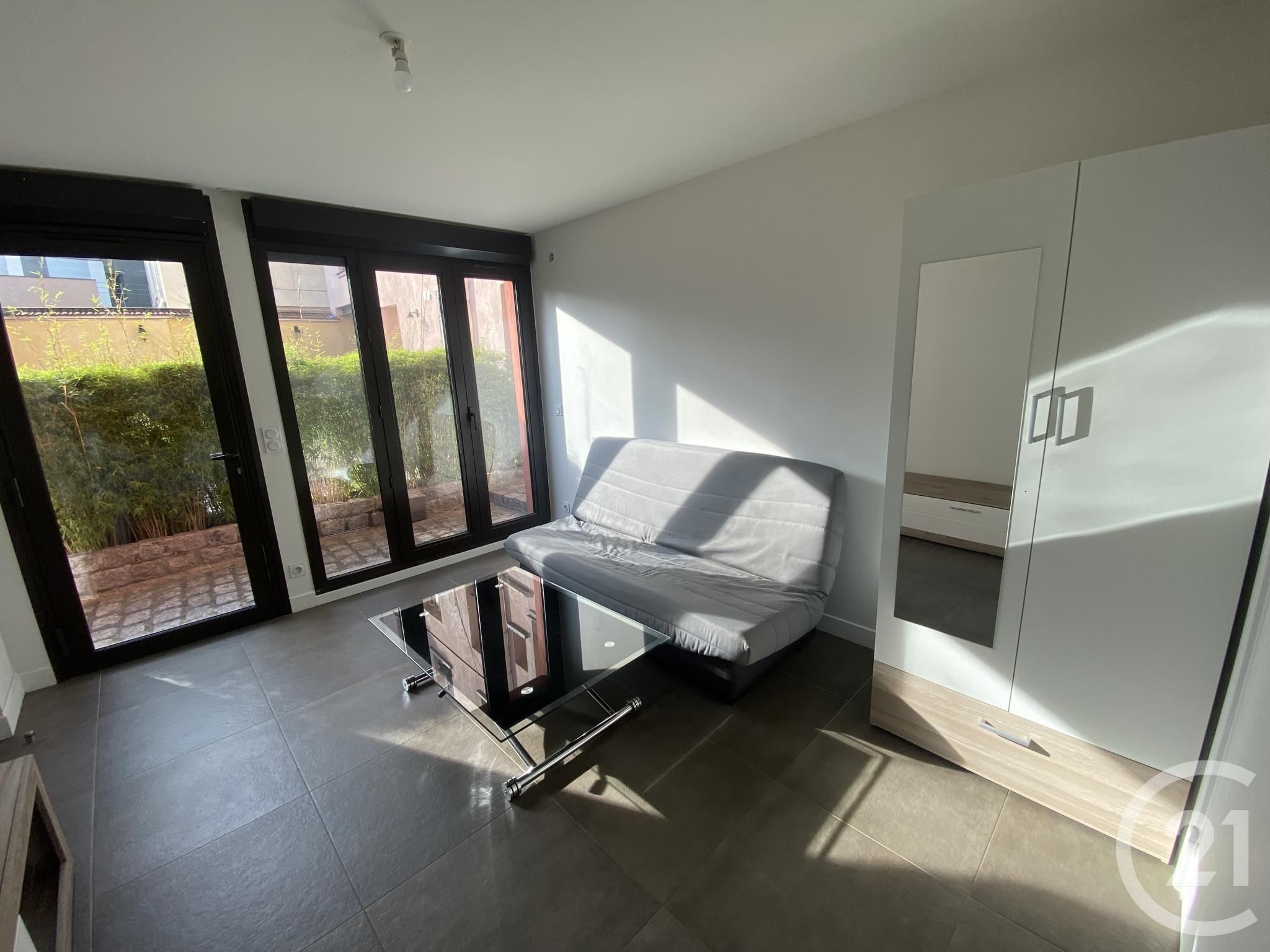 Appartement a louer bourg-la-reine - 1 pièce(s) - 19.12 m2 - Surfyn