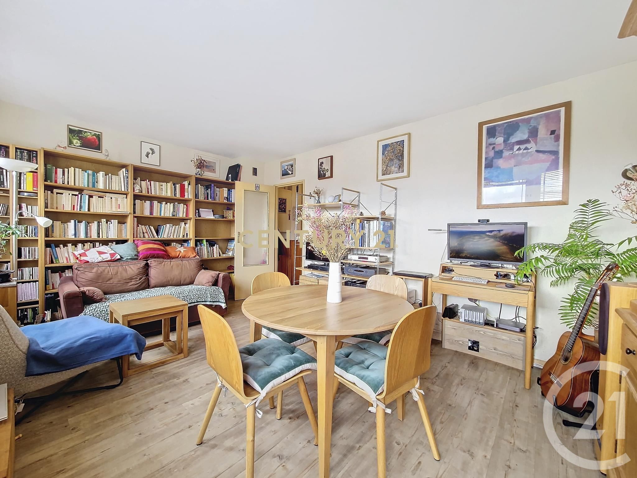 Appartement a louer bourg-la-reine - 4 pièce(s) - 66.07 m2 - Surfyn