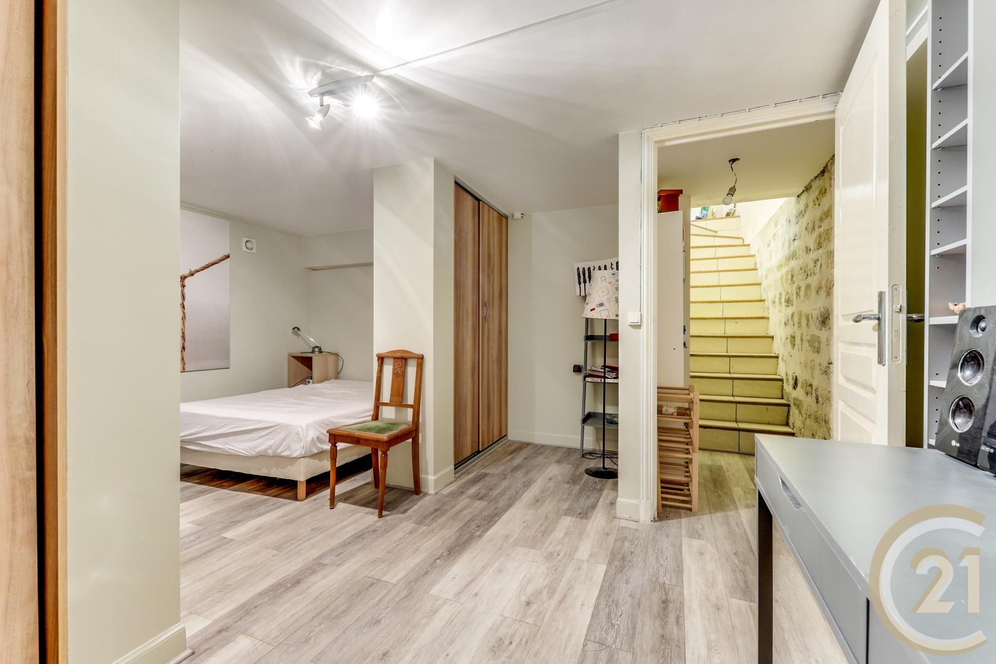 Appartement a louer paris-17e-arrondissement - 4 pièce(s) - 113 m2 - Surfyn