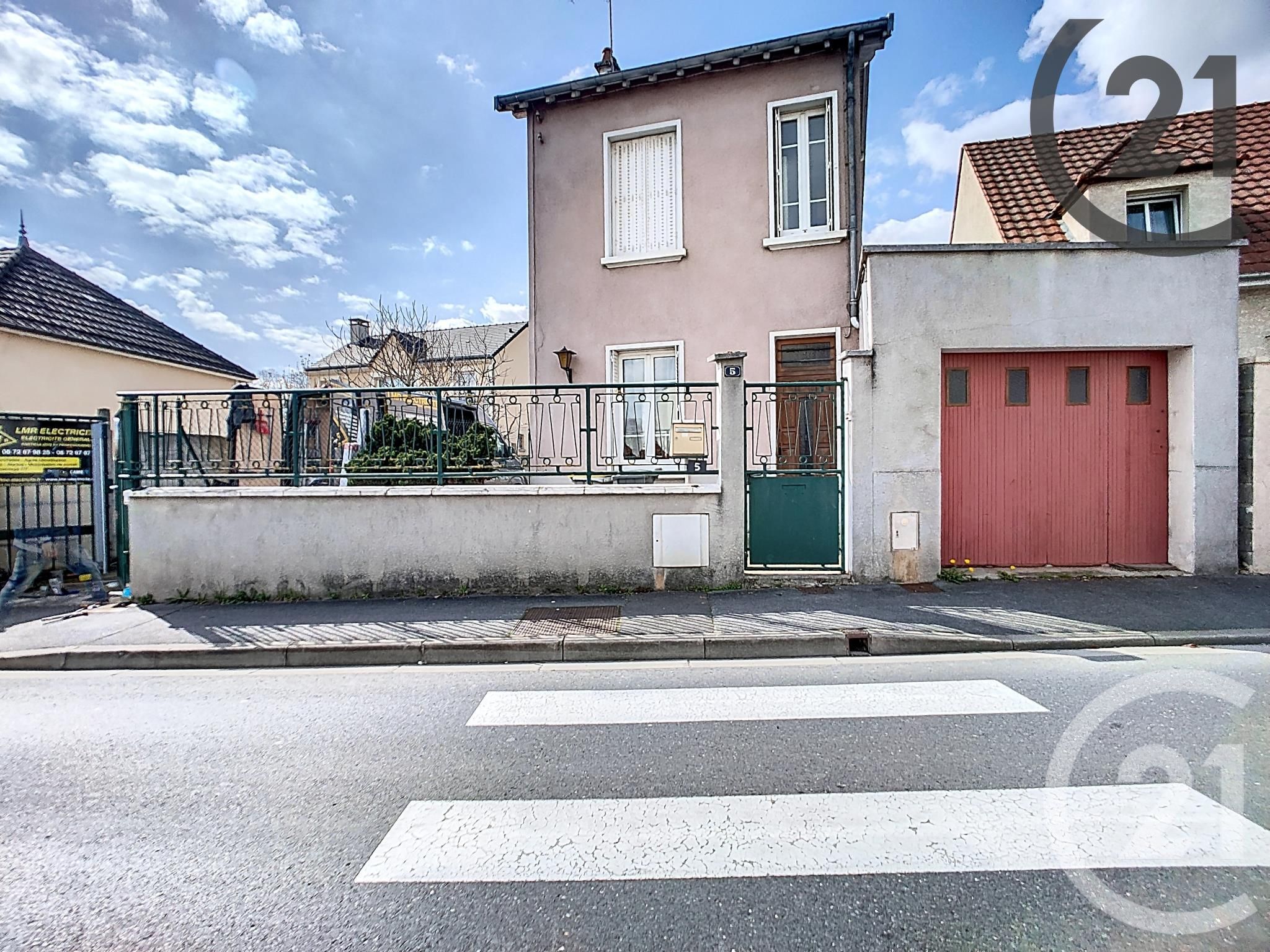 Maison 3 pièces 91 m² Saint-Brice-Courcelles