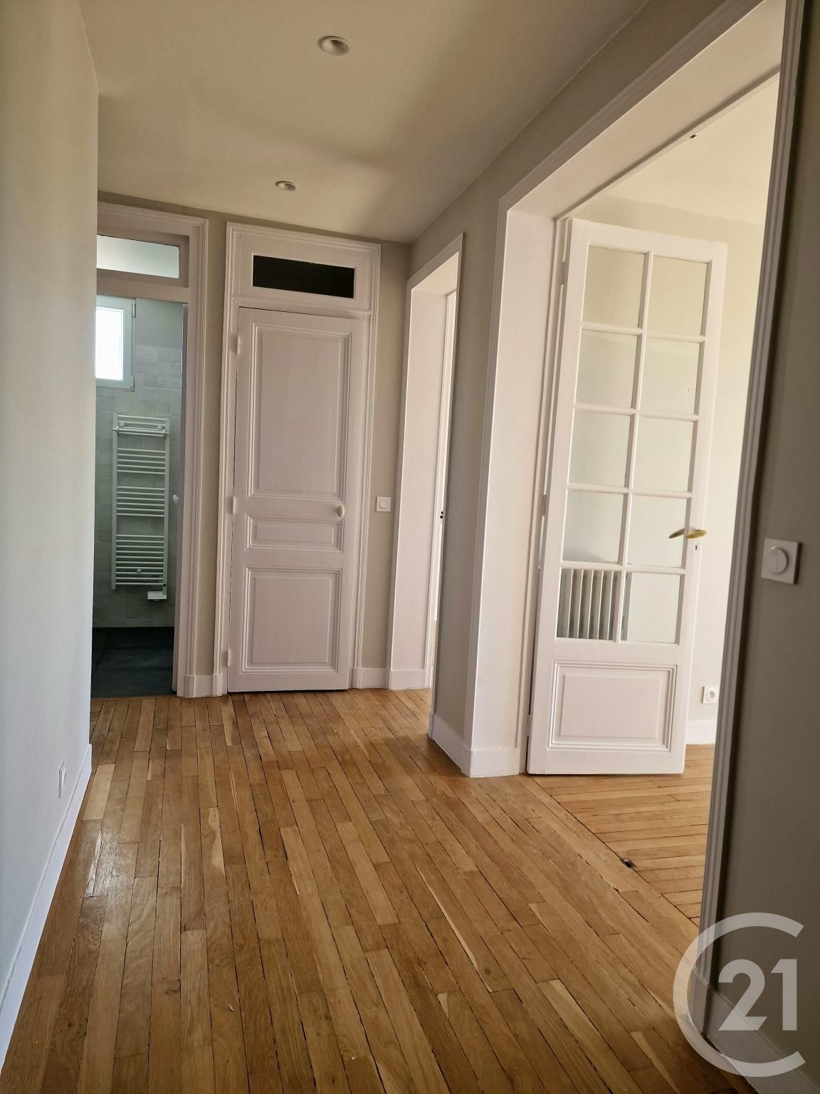 Appartement a louer  - 2 pièce(s) - 54.56 m2 - Surfyn