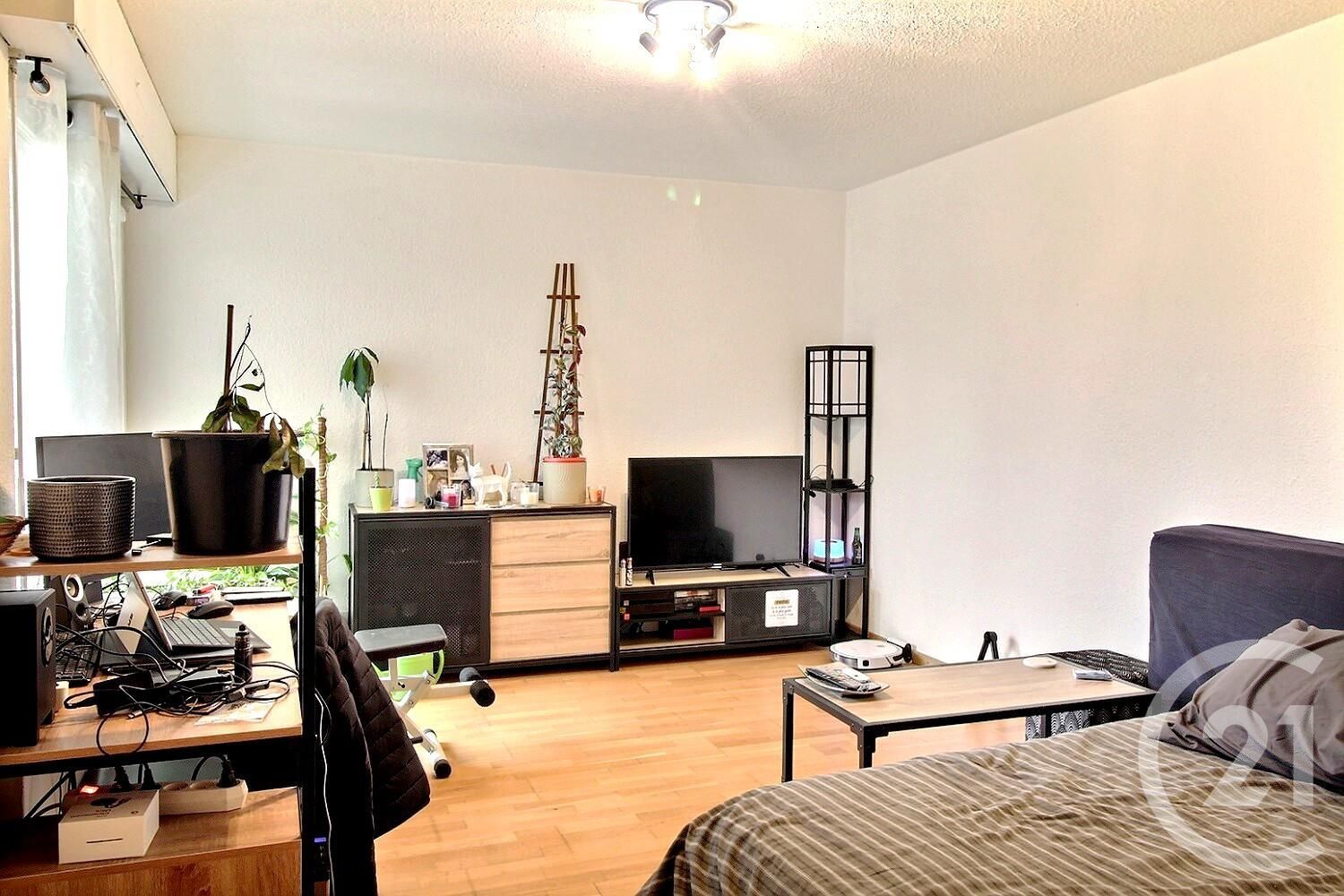 Appartement 1 pièce 35 m² Ambilly