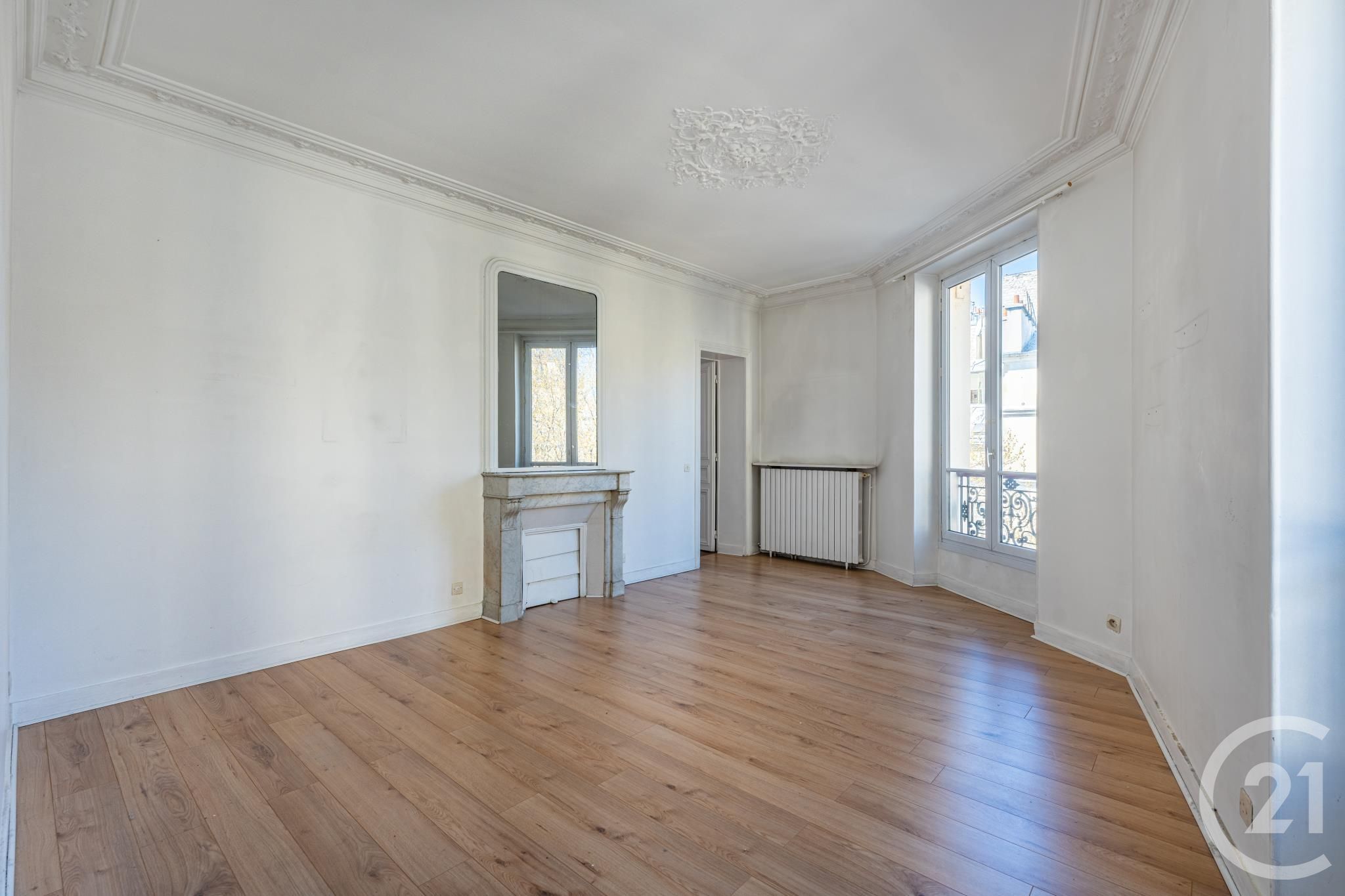 Appartement a louer paris-9e-arrondissement - 4 pièce(s) - 99.03 m2 - Surfyn