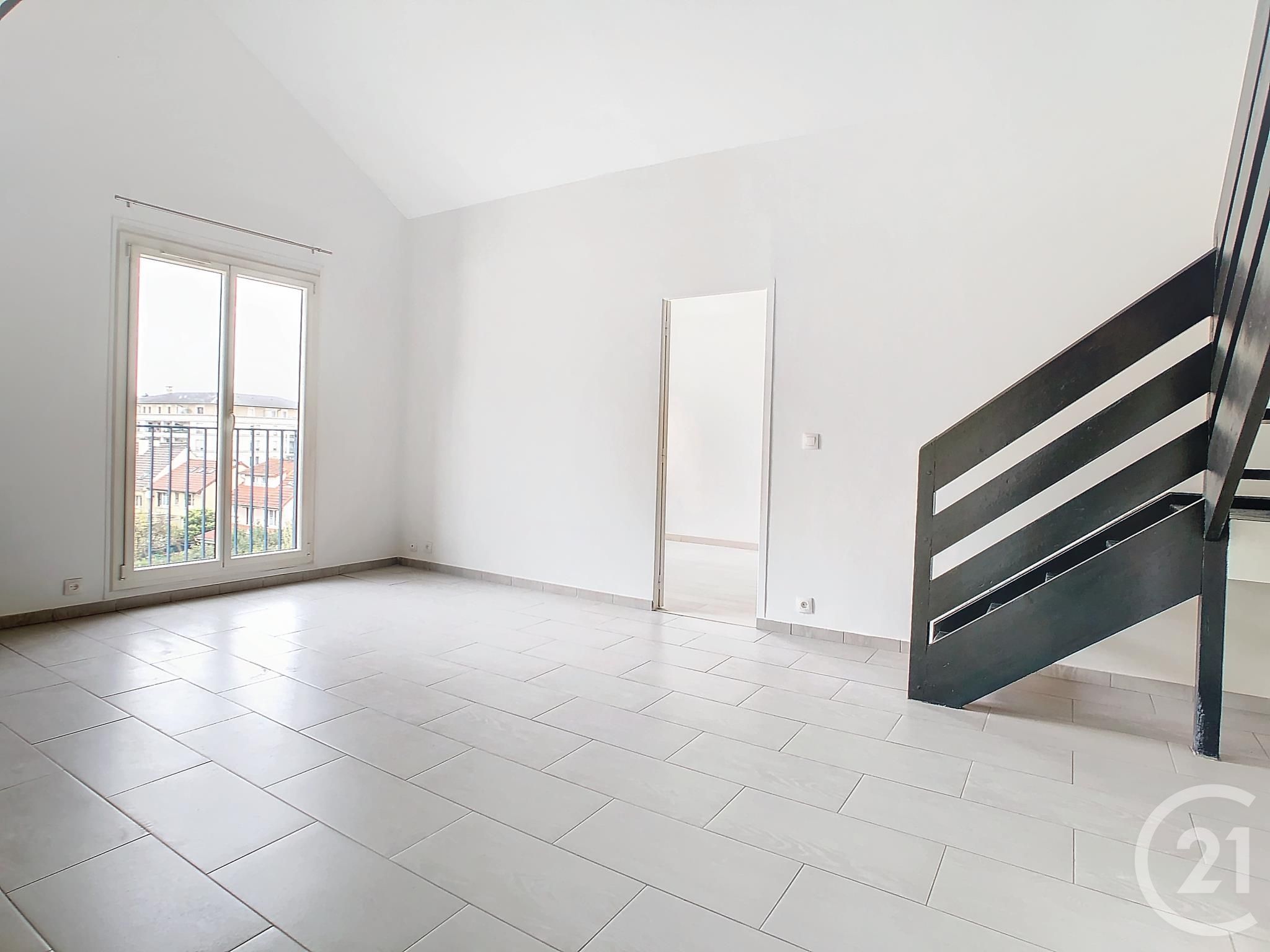 Appartement a vendre  - 3 pièce(s) - 67.3 m2 - Surfyn
