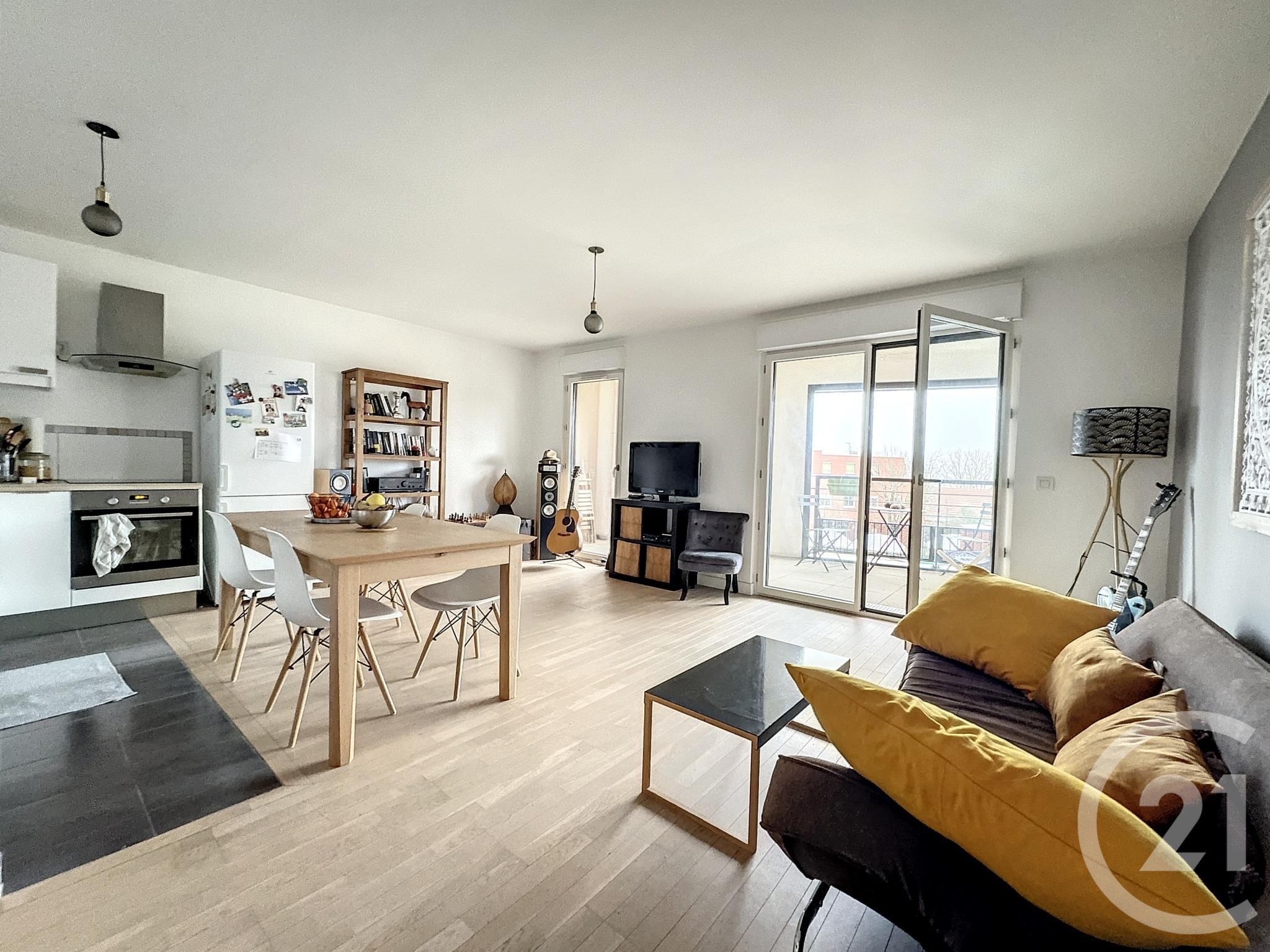 Appartement 3 pièces 69 m² Issy-les-Moulineaux