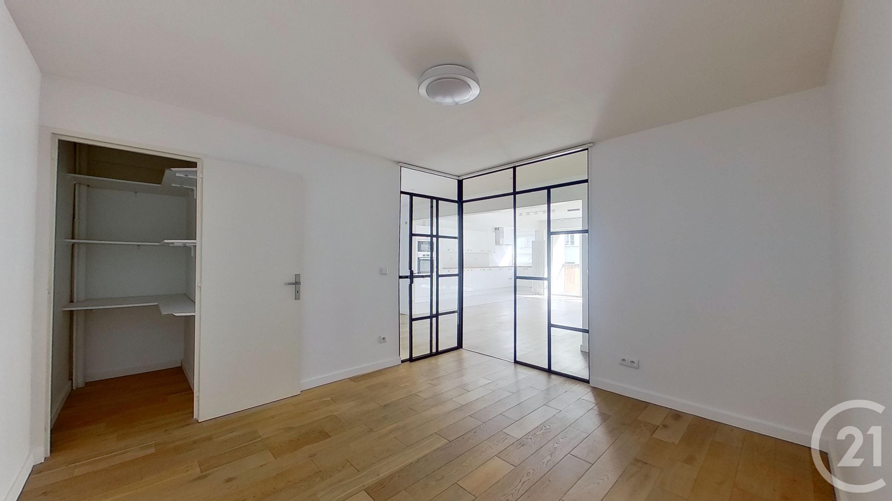 Appartement a louer paris-9e-arrondissement - 3 pièce(s) - 101.11 m2 - Surfyn