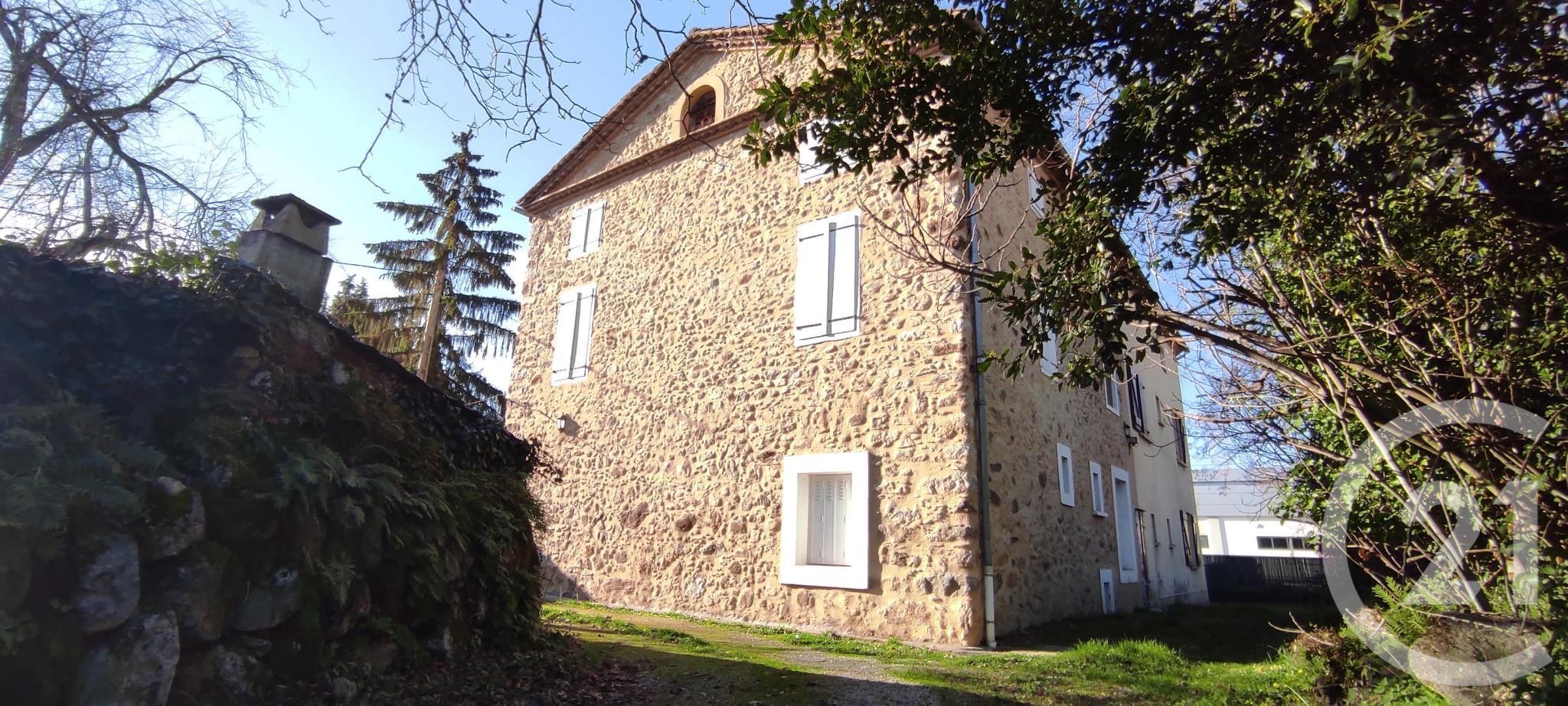 Maison 7 pièces 140 m² Ferrières-sur-Ariège