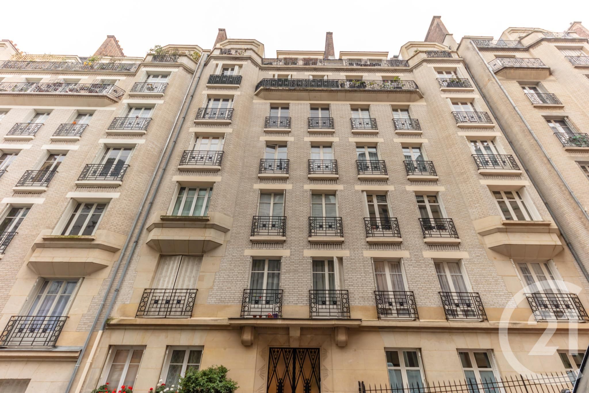 Appartement a louer paris-16e-arrondissement - 4 pièce(s) - 124 m2 - Surfyn