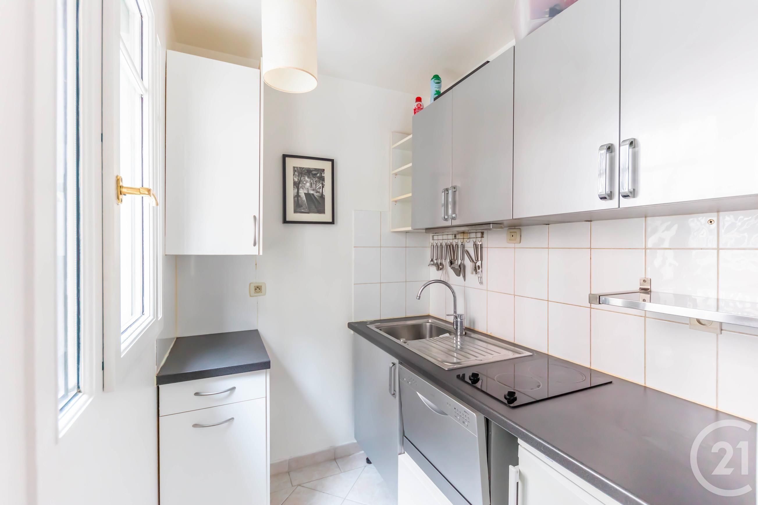Appartement a louer paris-16e-arrondissement - 1 pièce(s) - 28.55 m2 - Surfyn