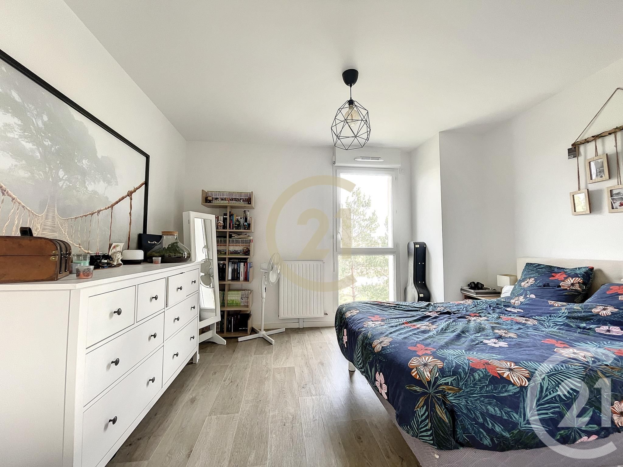 Appartement a louer jouy-le-moutier - 4 pièce(s) - 86.3 m2 - Surfyn