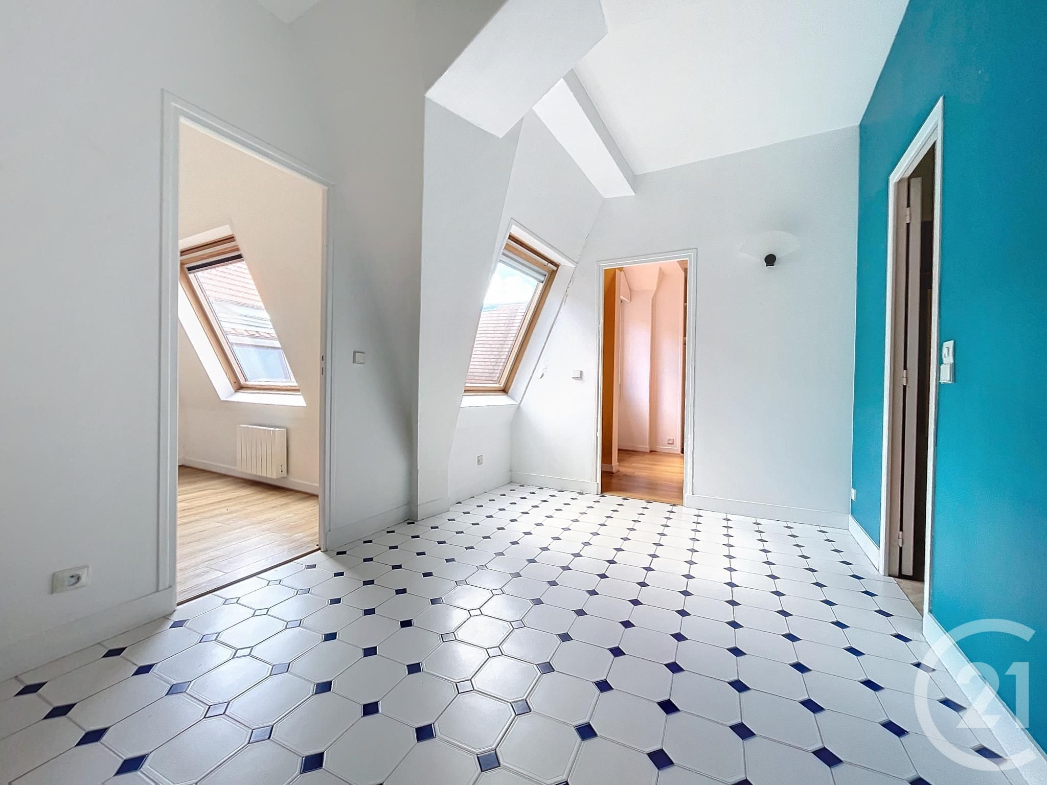 Appartement a louer nanterre - 5 pièce(s) - 108.31 m2 - Surfyn