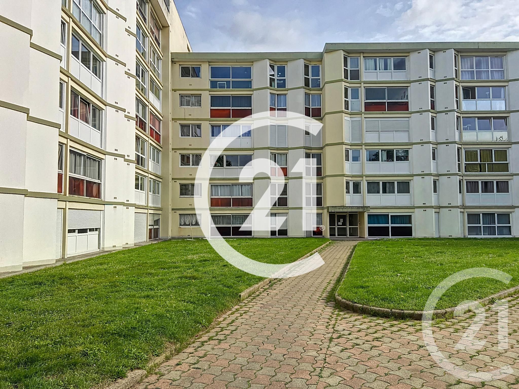 Appartement 3 pièces 65 m² Hérouville-Saint-Clair
