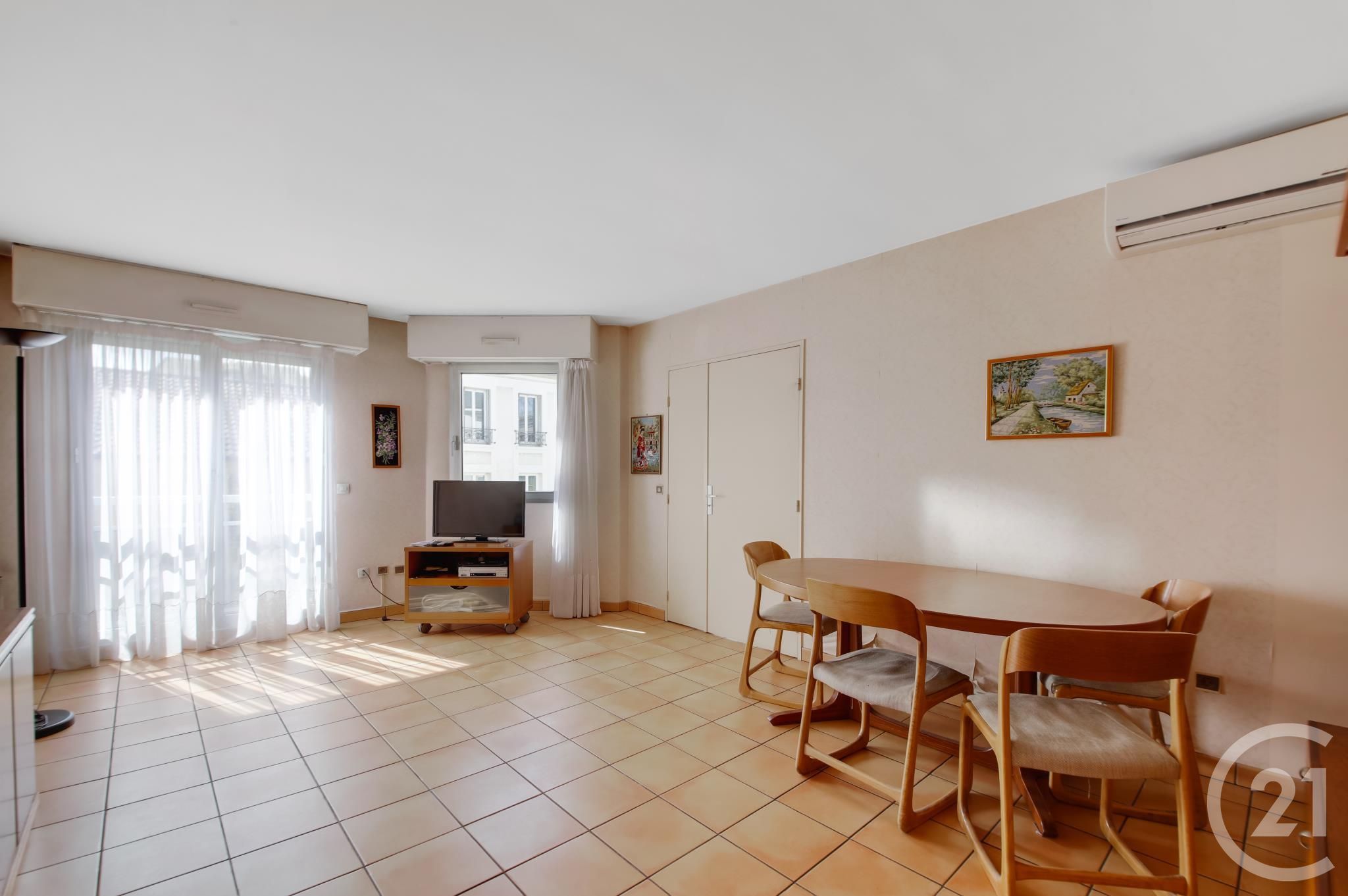 Appartement 3 pièces 63 m² Montrouge
