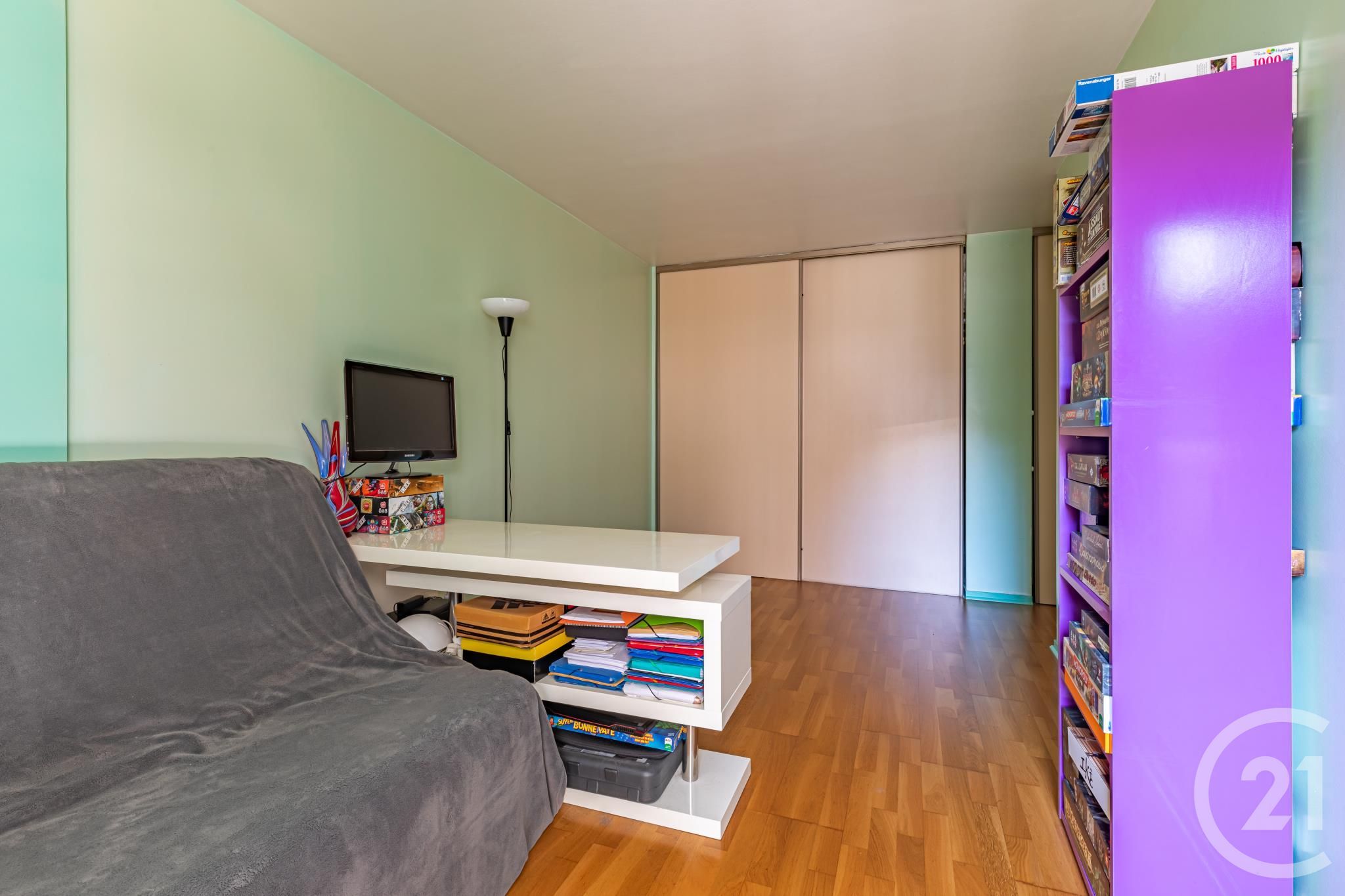 Appartement a louer paris-14e-arrondissement - 3 pièce(s) - 84 m2 - Surfyn