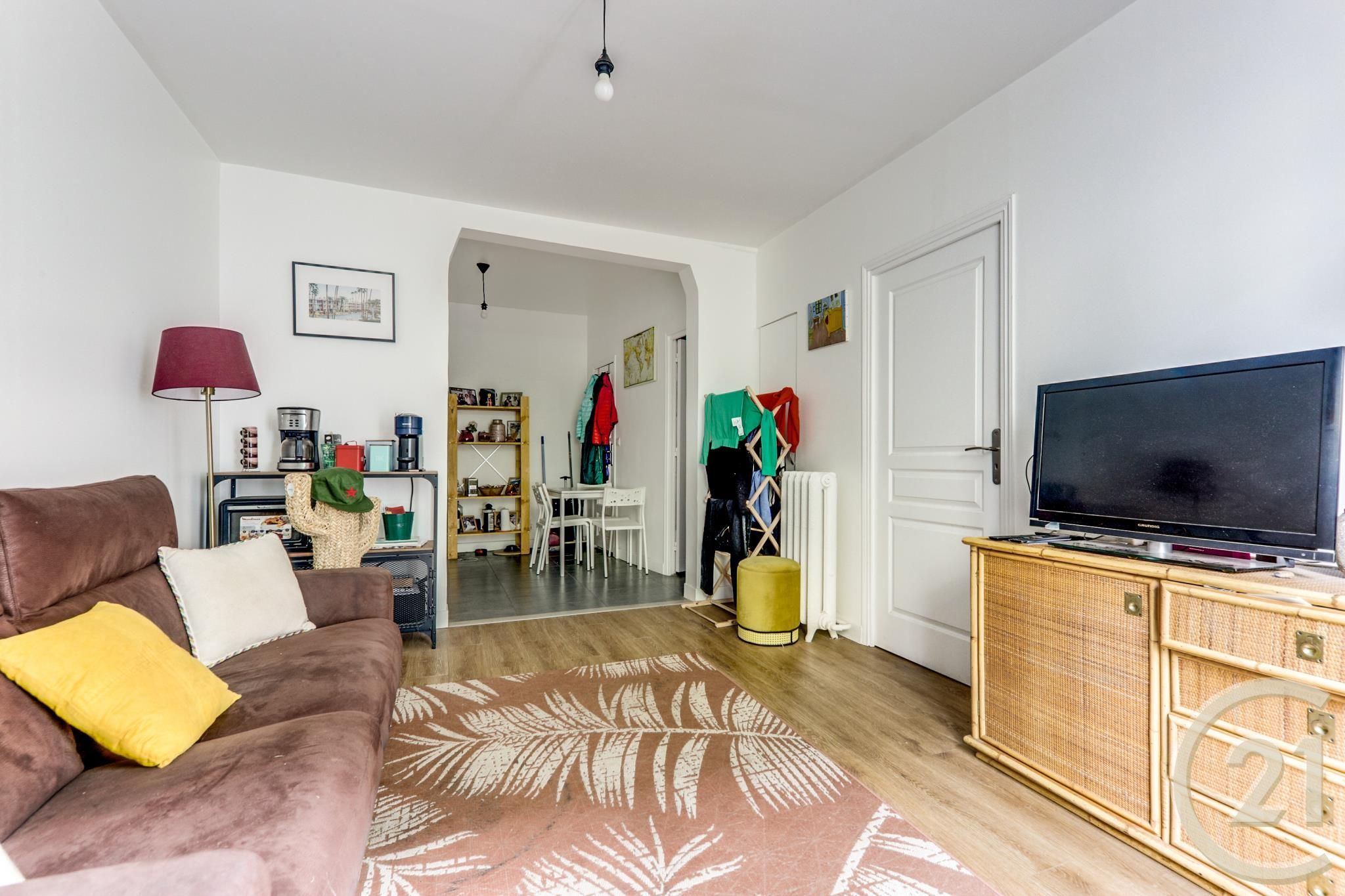 Appartement a louer paris-17e-arrondissement - 2 pièce(s) - 41.83 m2 - Surfyn