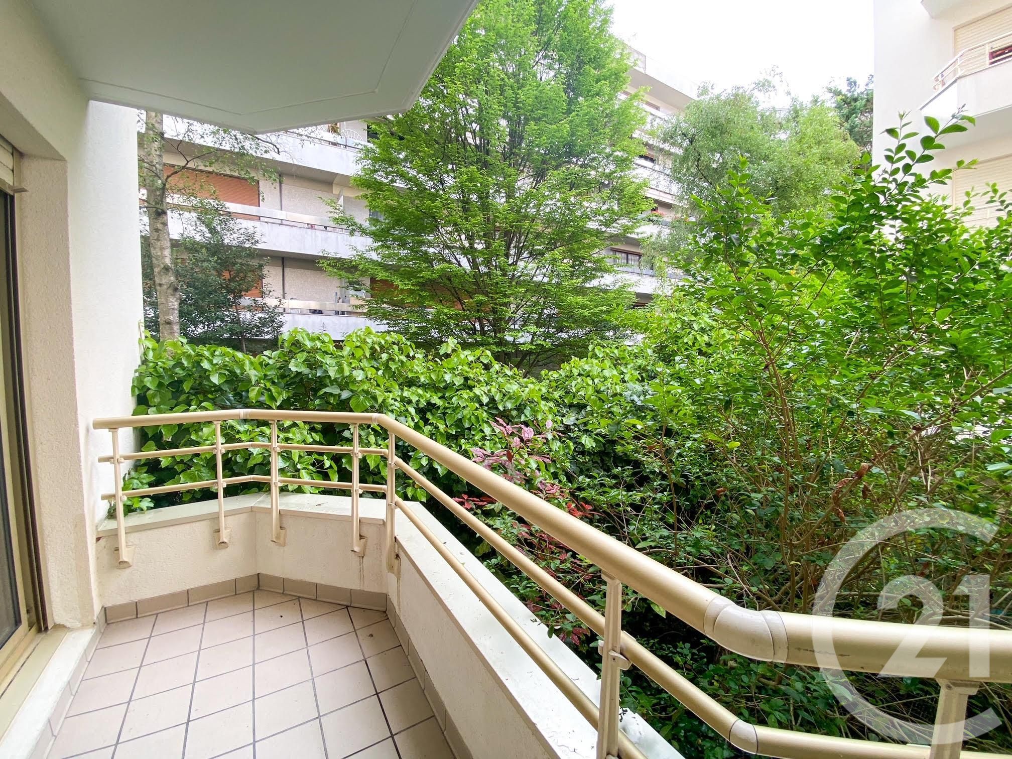 Appartement a louer paris-16e-arrondissement - 2 pièce(s) - 48.21 m2 - Surfyn
