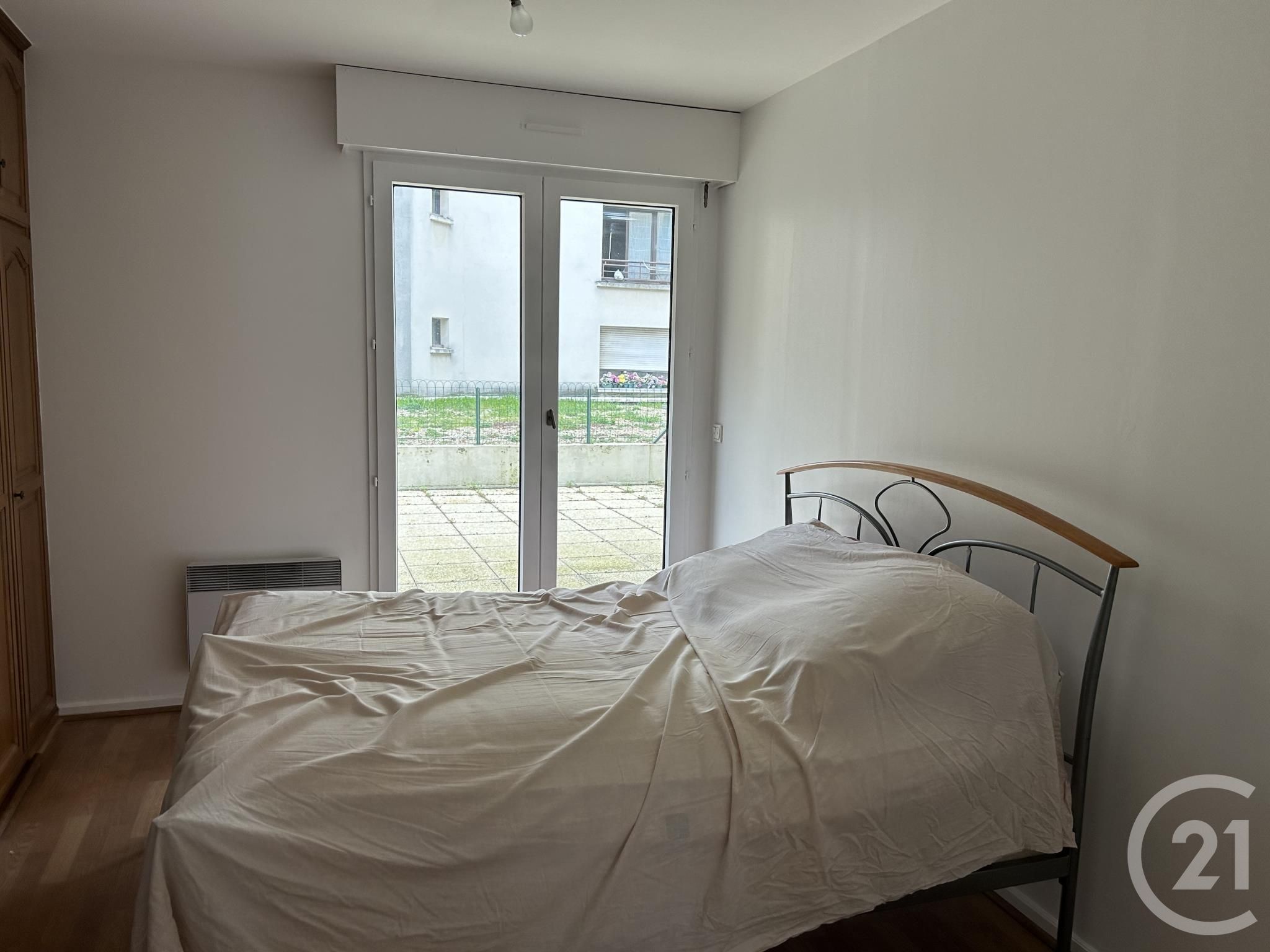 Appartement a louer  - 3 pièce(s) - 71.2 m2 - Surfyn