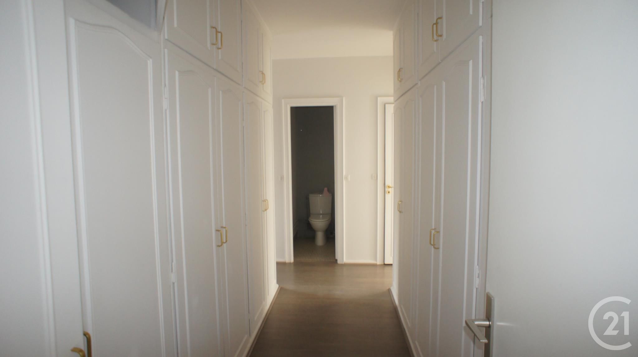 Appartement a louer ville-d'avray - 5 pièce(s) - 102.16 m2 - Surfyn