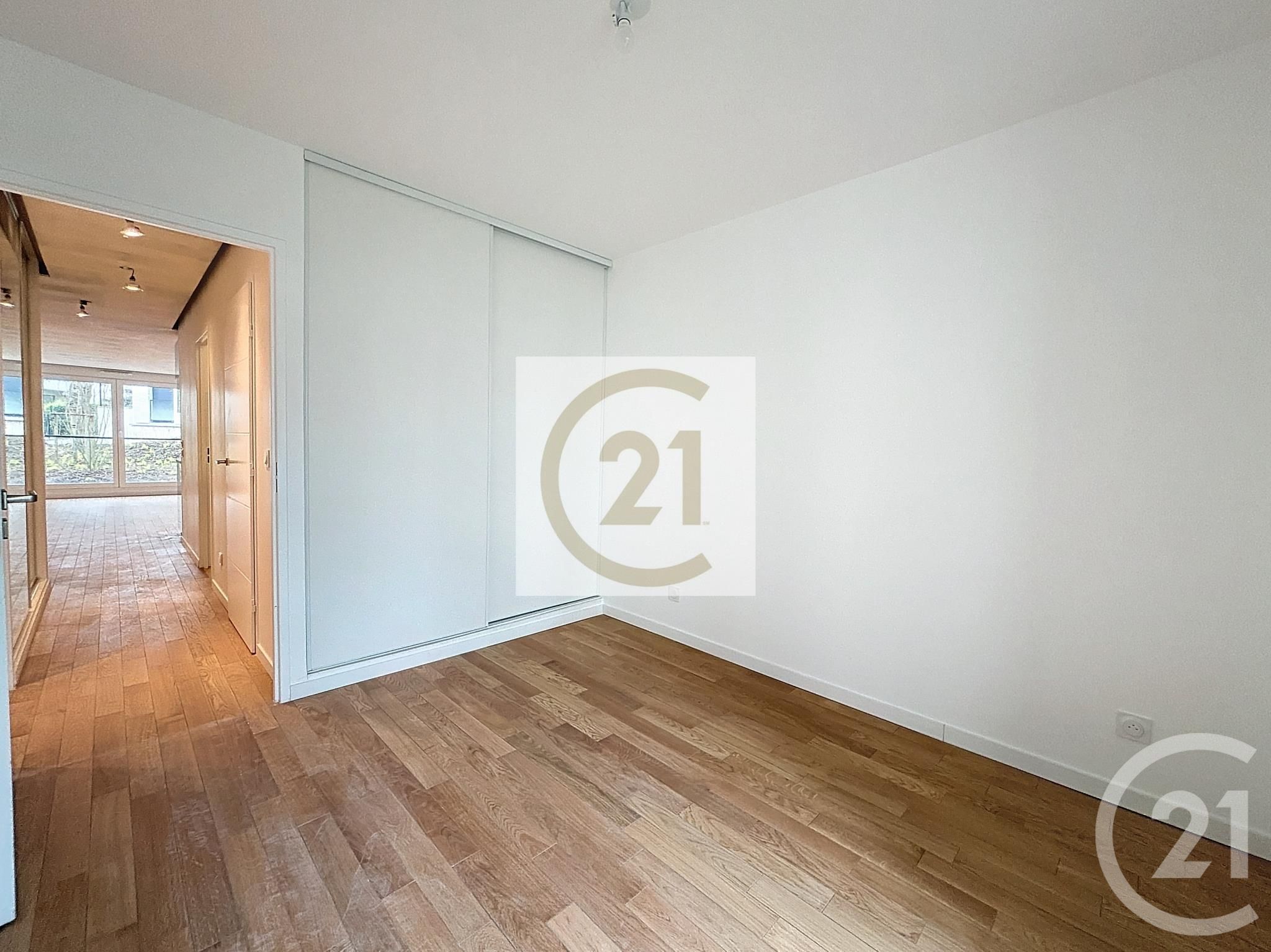 Appartement a louer saint-cloud - 3 pièce(s) - 62.57 m2 - Surfyn