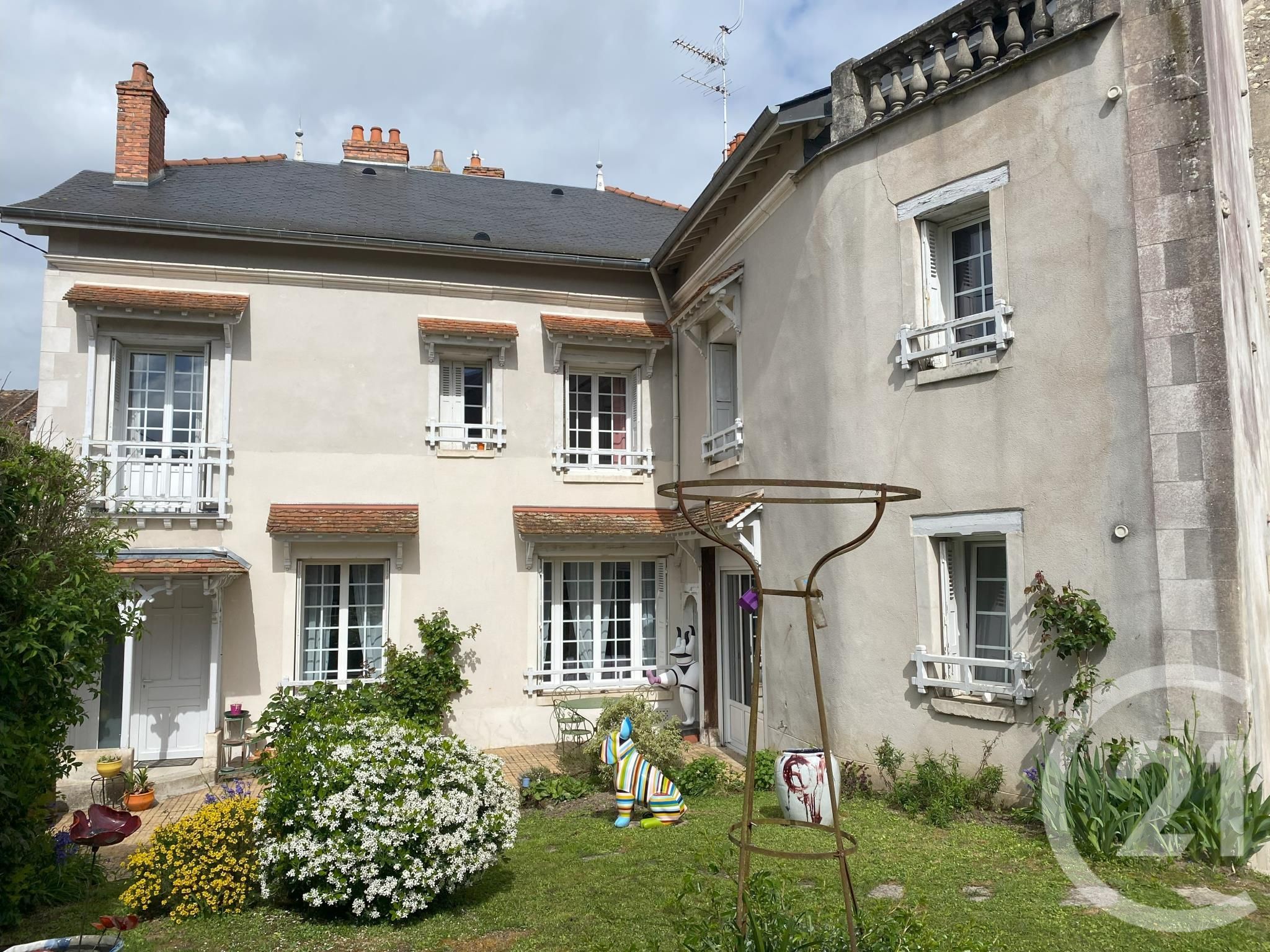 Maison 10 pièces 270 m² Pouilly-sur-Loire