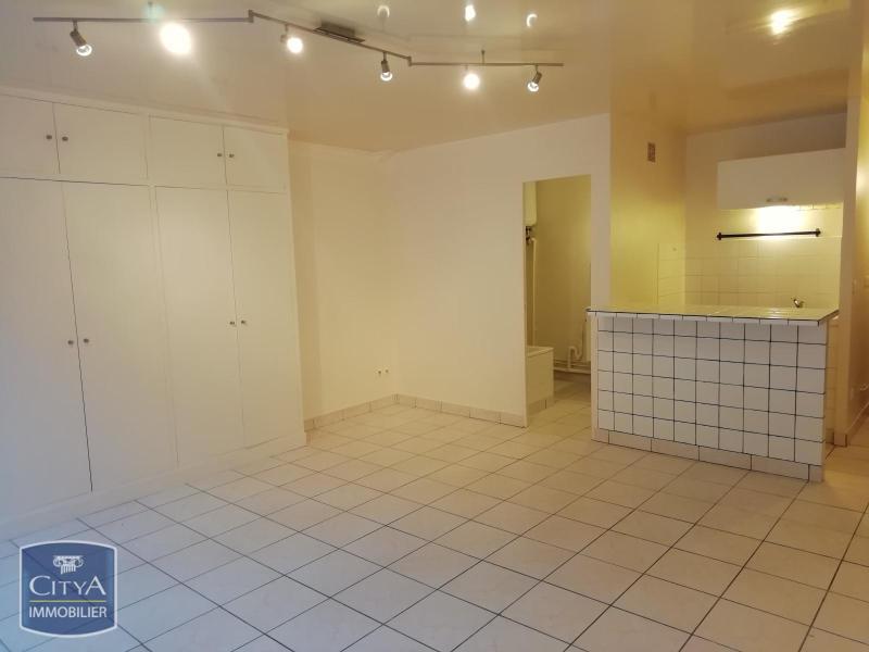 Appartement a louer  - 1 pièce(s) - 30.38 m2 - Surfyn