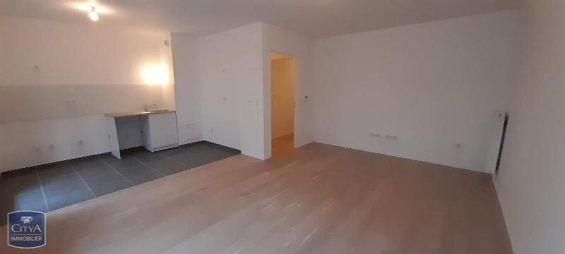 Appartement a louer rueil-malmaison - 4 pièce(s) - 87.89 m2 - Surfyn