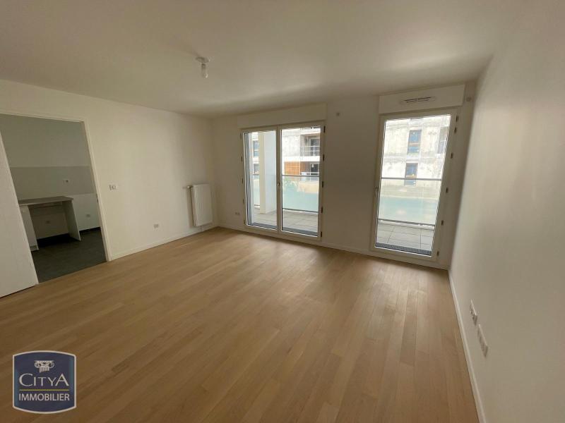 Appartement a louer rueil-malmaison - 4 pièce(s) - 87.07 m2 - Surfyn