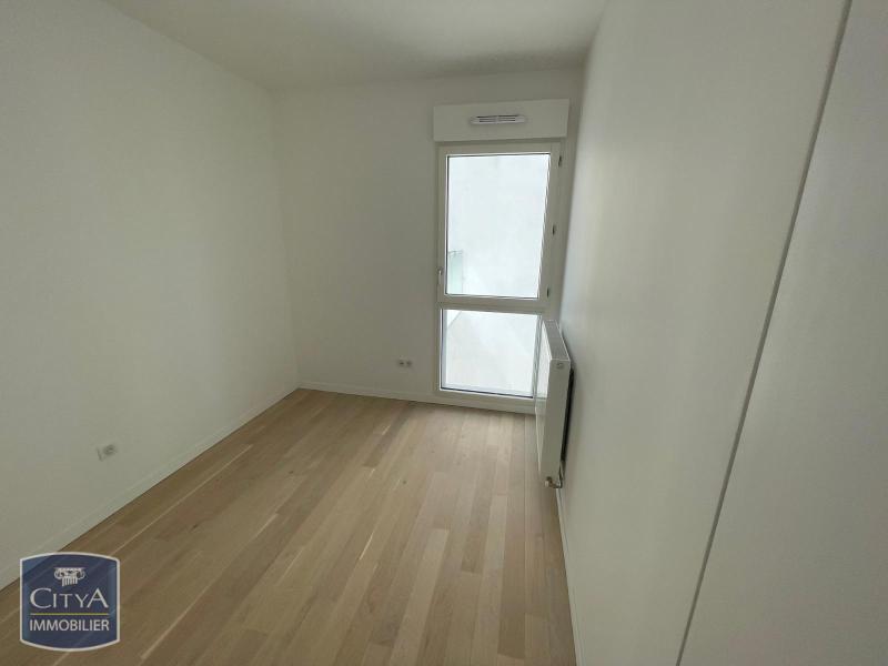 Appartement a louer rueil-malmaison - 4 pièce(s) - 87.3 m2 - Surfyn