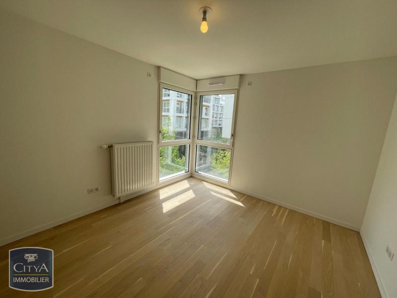 Appartement a louer rueil-malmaison - 4 pièce(s) - 83.67 m2 - Surfyn