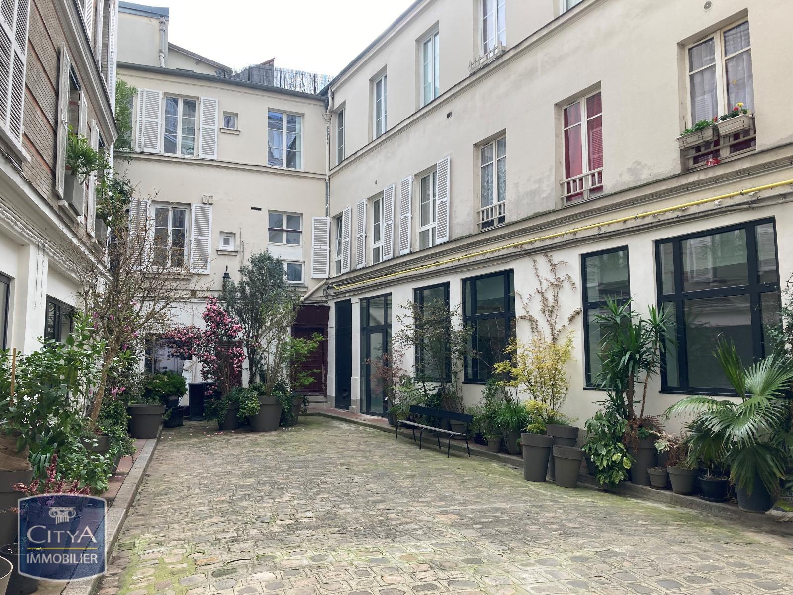 Appartement a louer paris-10e-arrondissement - 1 pièce(s) - 46.58 m2 - Surfyn
