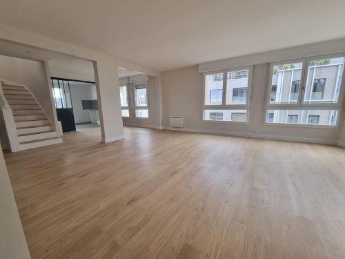 Appartement a louer  - 6 pièce(s) - 160 m2 - Surfyn