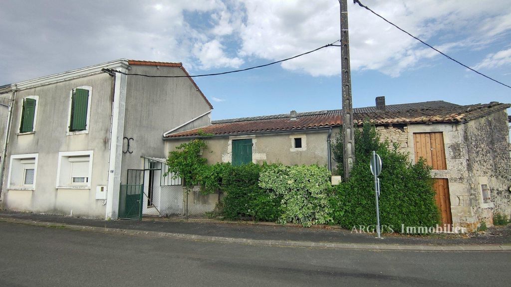 Maison 3 pièces 64 m² Saint-Macoux