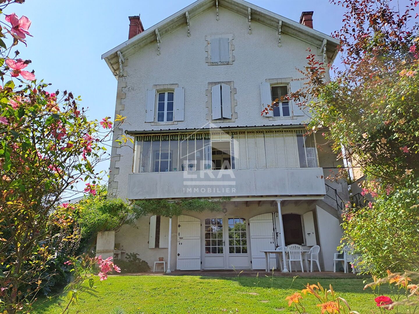 Maison 9 pièces 274 m² Mont-de-Marsan