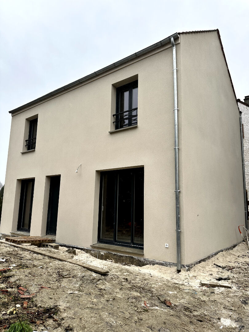 Maison 6 pièces 99 m² Fontenay-le-Vicomte