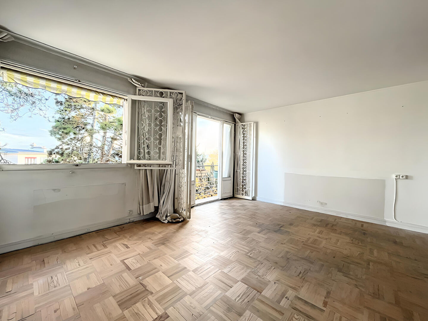 Appartement a louer suresnes - 2 pièce(s) - 56.54 m2 - Surfyn