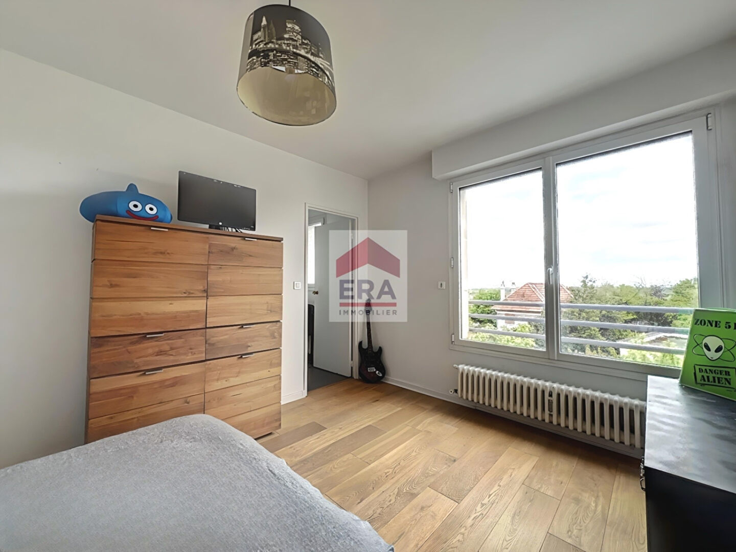 Appartement a louer suresnes - 4 pièce(s) - 102 m2 - Surfyn
