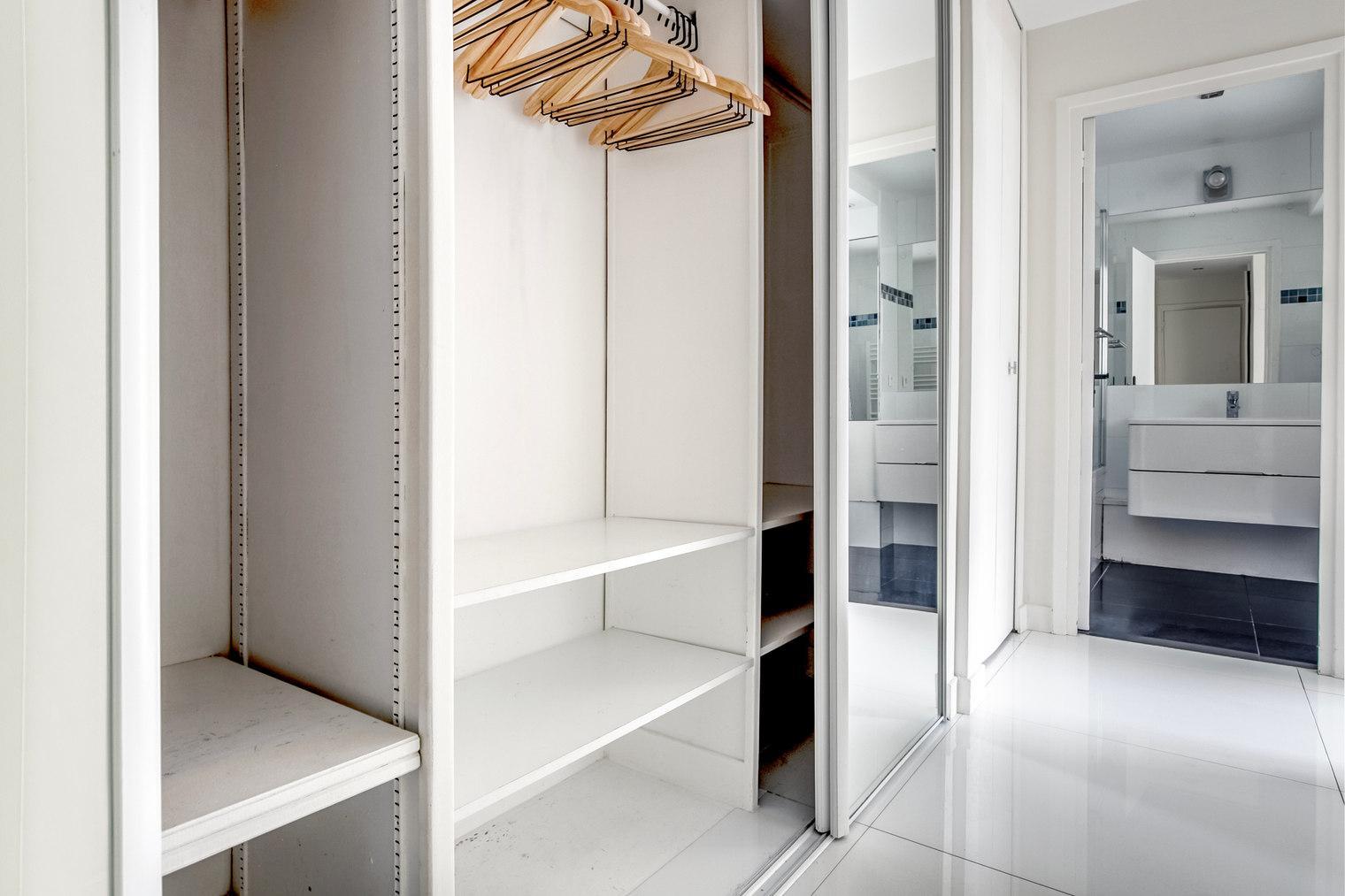 Appartement a louer paris-16e-arrondissement - 4 pièce(s) - 90 m2 - Surfyn