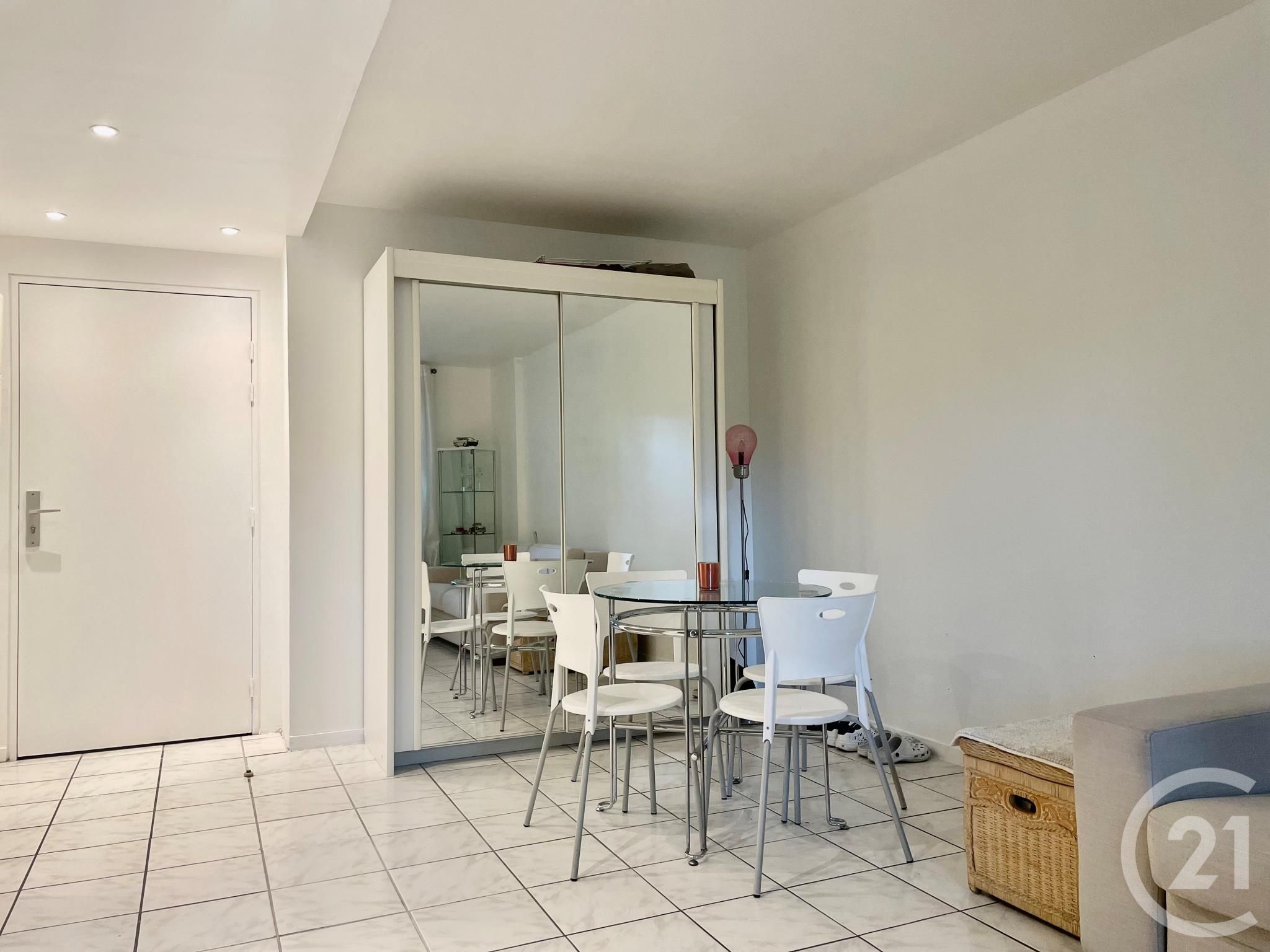 Appartement 1 pièce 31 m² Athis-Mons