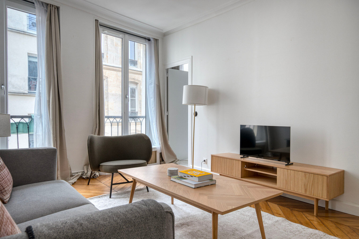 Appartement a louer paris-2e-arrondissement - 3 pièce(s) - 82 m2 - Surfyn