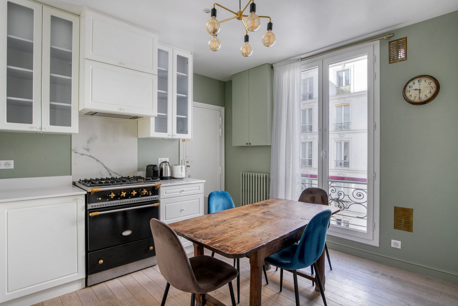 Appartement a louer paris-9e-arrondissement - 4 pièce(s) - 147 m2 - Surfyn